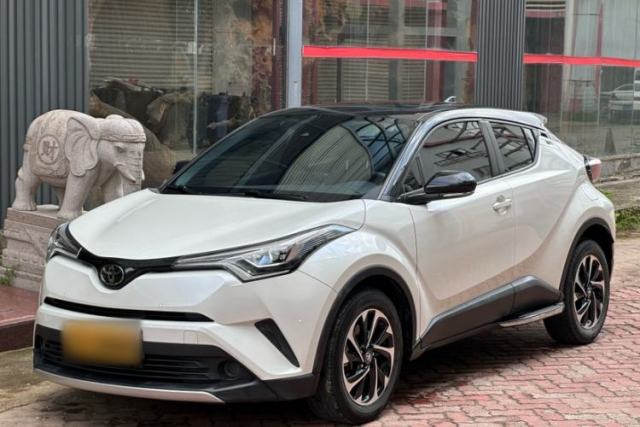 Used Toyota IZOA 2020 2.0L Yichi Version