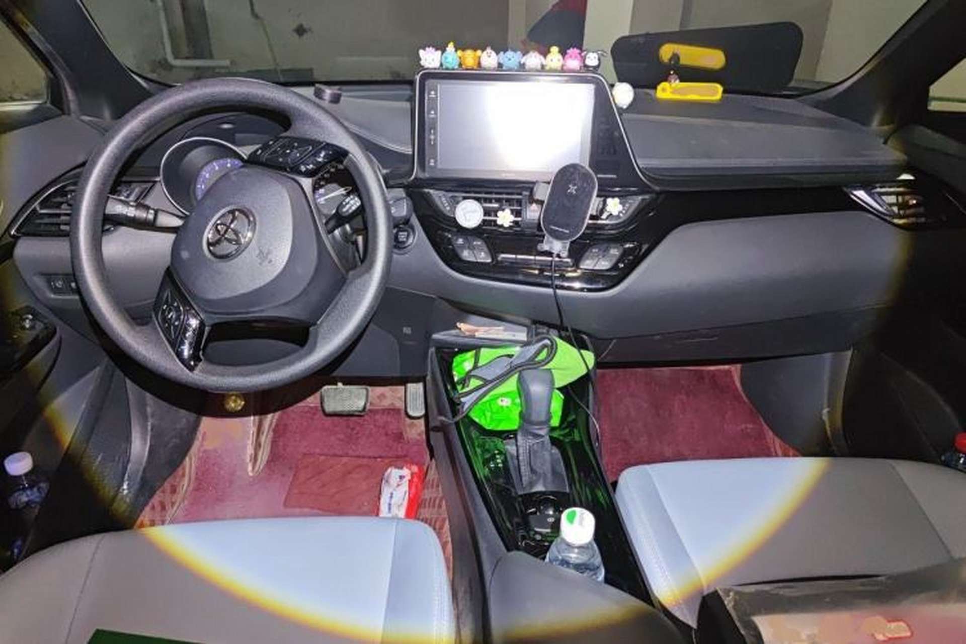Used Toyota IZOA 2020 2.0L Yi Xiang CARE Center Console