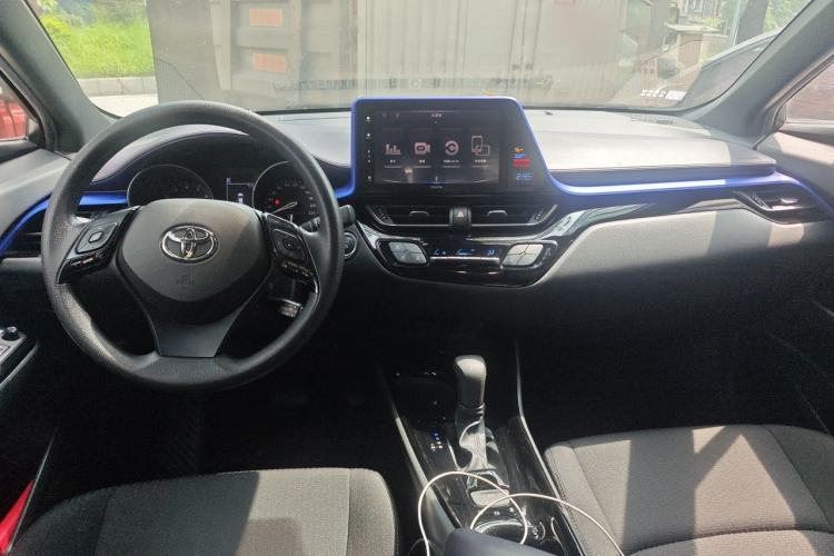 Used Toyota IZOA 2020 2.0L Enjoy Edition Center Console