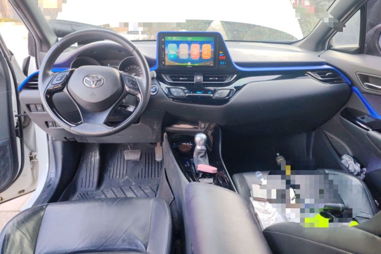 Used Toyota IZOA 2020 2.0L Yichi Version Center Console