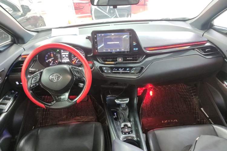 Used Toyota IZOA 2020 2.0L Yichi Version Center Console