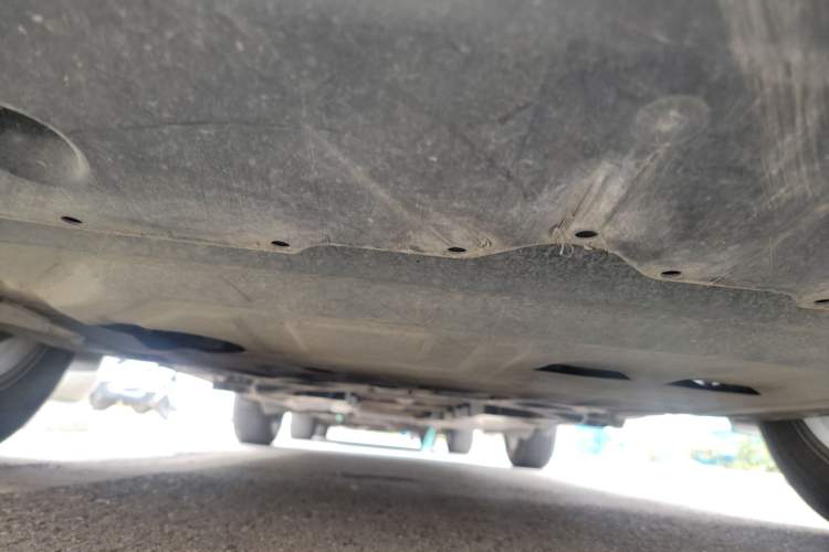 Used Toyota IZOA 2020 2.0L Yichi Version Chassis Front