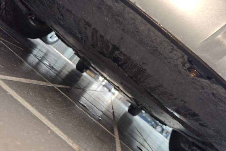 Used Toyota IZOA 2020 2.0L Yichi Version Chassis Front