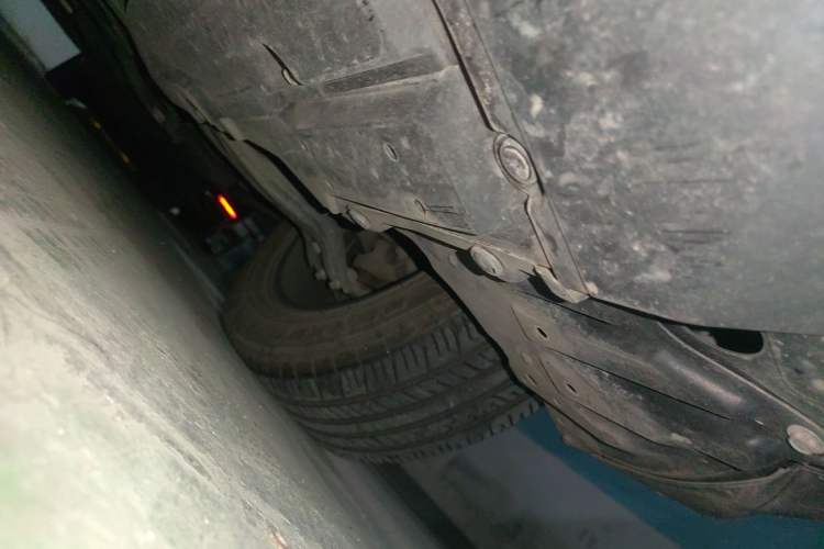 Used Toyota IZOA 2020 2.0L Enjoy Edition Chassis Front Left