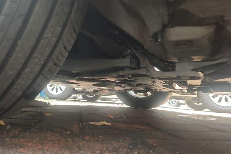 Used Toyota IZOA 2020 2.0L Enjoy Edition Chassis Front Left