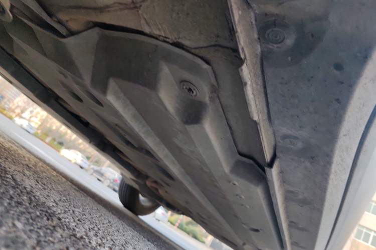 Used Toyota IZOA 2020 2.0L Yichi Version Chassis Front Left