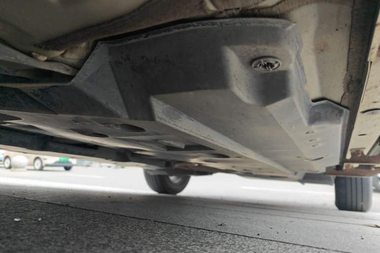 Used Toyota IZOA 2020 2.0L Yichi Version Chassis Front Left