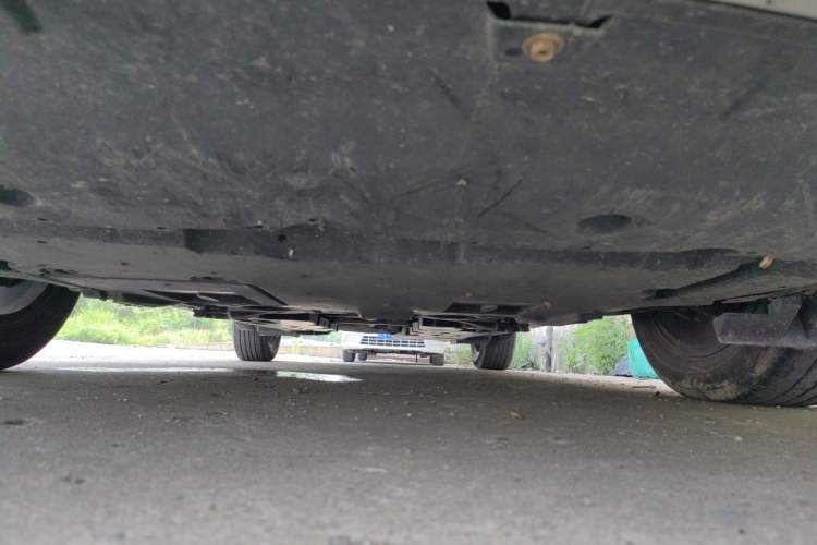 Used Toyota IZOA 2020 2.0L Yichi Version Chassis Front
