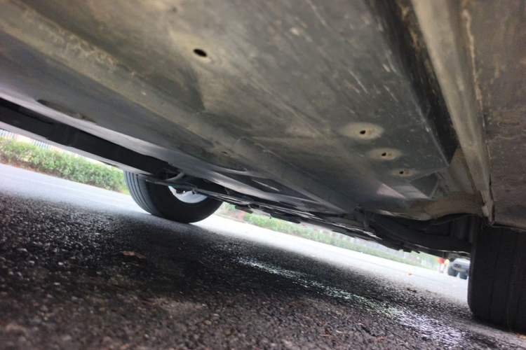 Used Toyota IZOA 2020 2.0L Yichi Version Chassis Front Right