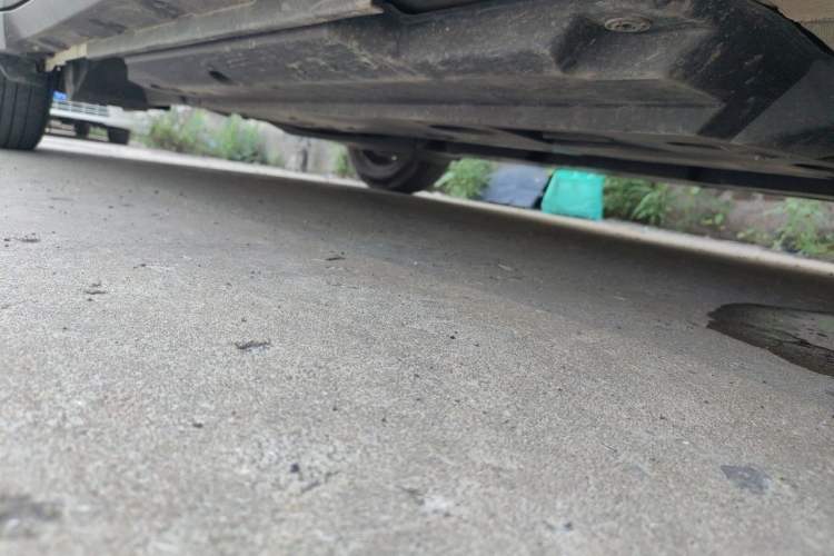 Used Toyota IZOA 2020 2.0L Yichi Version Chassis Front Right
