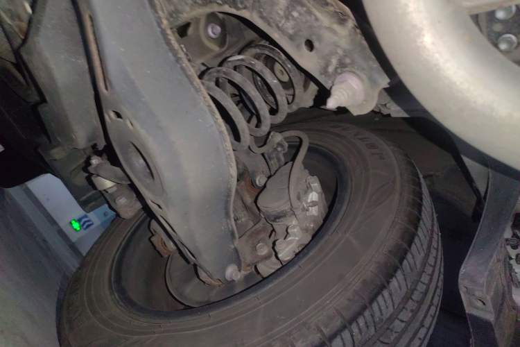 Used Toyota IZOA 2020 2.0L Enjoy Edition Chassis Rear Right