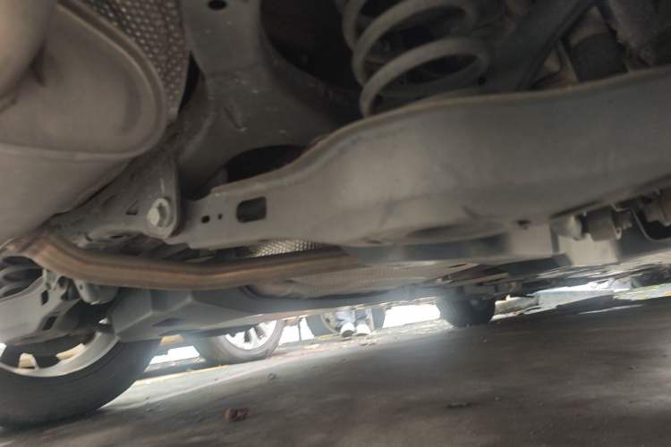 Used Toyota IZOA 2020 2.0L Enjoy Edition Chassis Rear Right