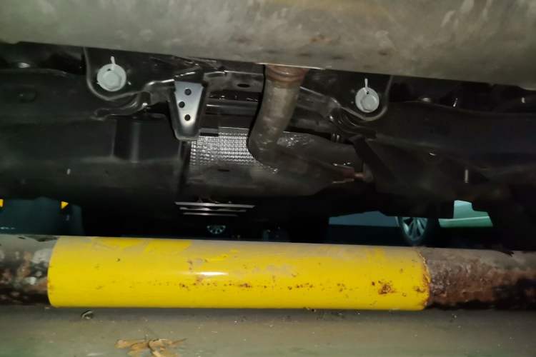 Used Toyota IZOA 2020 2.0L Enjoy Edition Chassis Rear