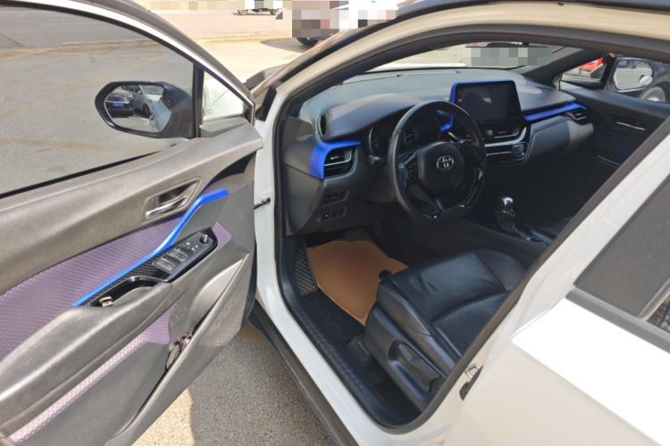 Used Toyota IZOA 2020 2.0L Yidong Edition Driver Seat