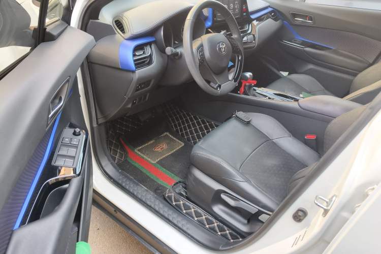 Used Toyota IZOA 2020 2.0L Yichi Version Driver Seat