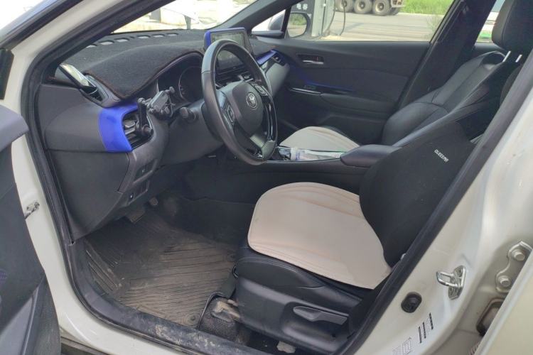 Used Toyota IZOA 2020 2.0L Yichi Version Driver Seat