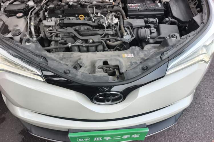 Used Toyota IZOA 2020 2.0L Yichi Version Engine Bay