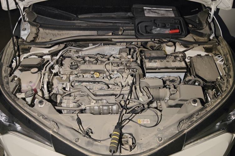Used Toyota IZOA 2020 2.0L Enjoy Edition Engine Bay