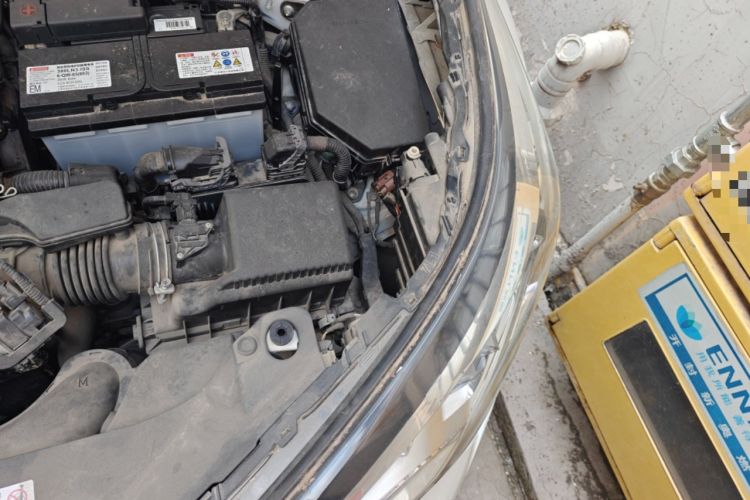 Used Toyota IZOA 2020 2.0L Enjoy Edition Engine Bay Left