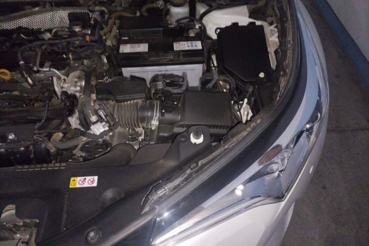 Used Toyota IZOA 2020 2.0L Enjoy Edition Engine Bay Left