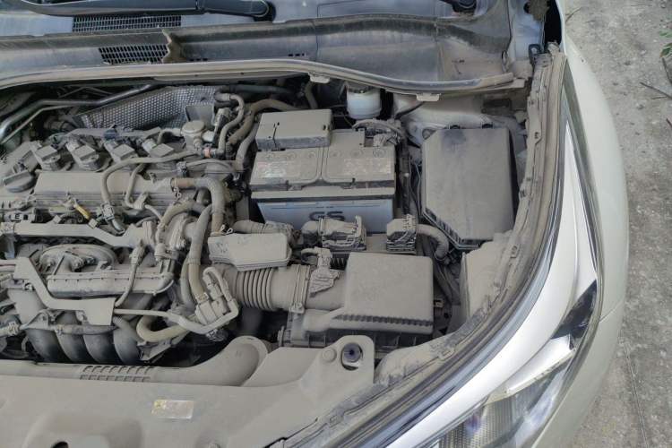 Used Toyota IZOA 2020 2.0L Yichi Version Engine Bay Left