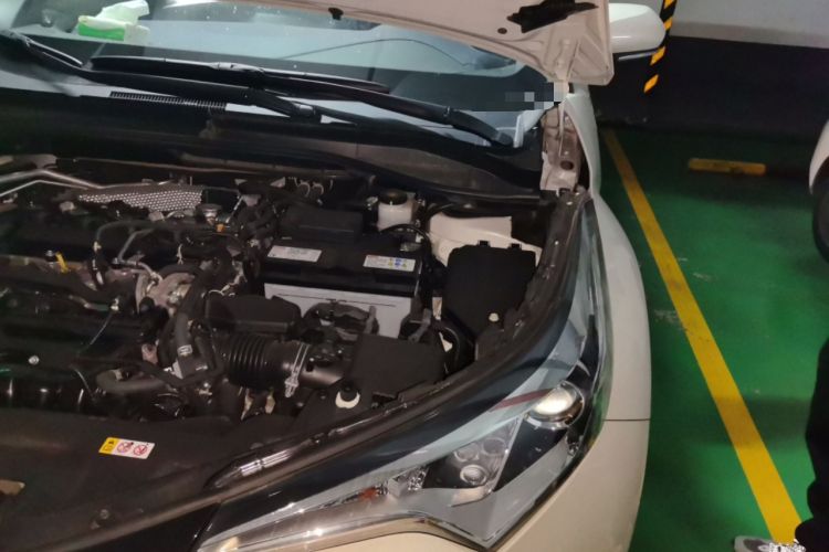 Used Toyota IZOA 2020 2.0L Enjoy Edition Engine Bay Left