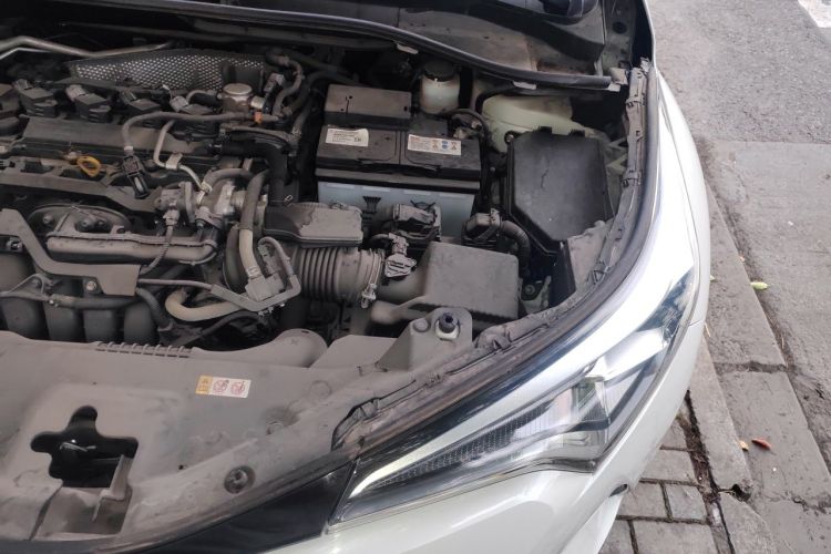 Used Toyota IZOA 2020 2.0L Yichi Version Engine Bay Left