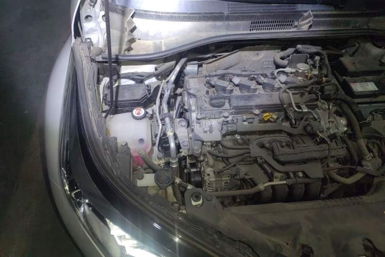 Used Toyota IZOA 2020 2.0L Enjoy Edition Engine Bay Right
