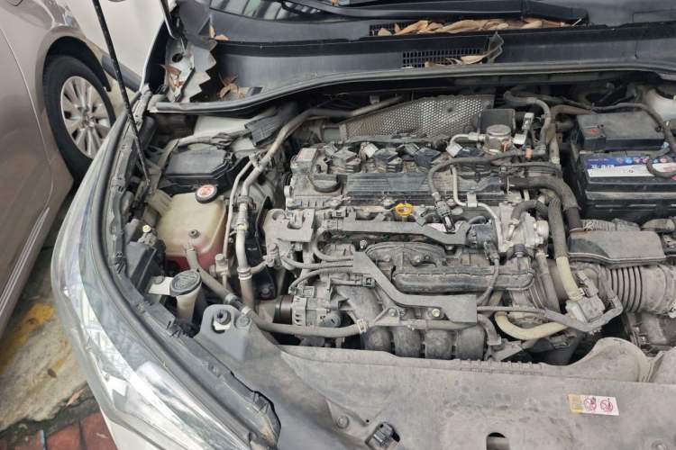 Used Toyota IZOA 2020 2.0L Enjoy Edition Engine Bay Right