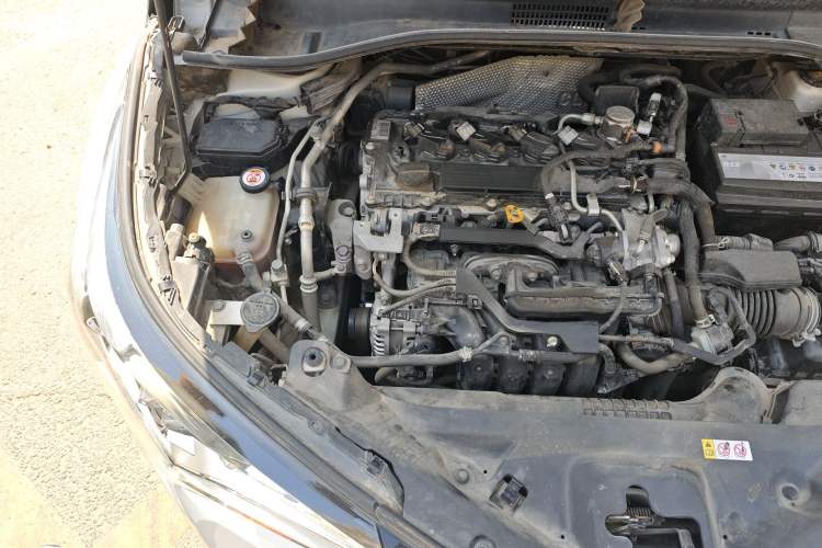Used Toyota IZOA 2020 2.0L Yidong Edition Engine Bay Right