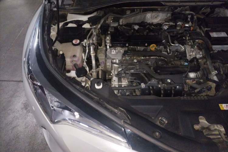 Used Toyota IZOA 2020 2.0L Enjoy Edition Engine Bay Right