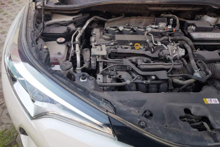 Used Toyota IZOA 2020 2.0L Enjoy Edition Engine Bay Right