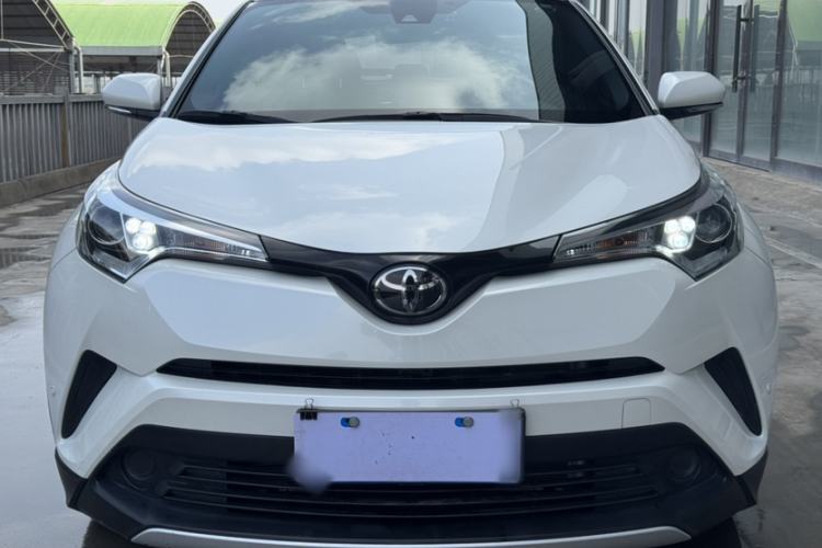 Used Toyota IZOA 2020 2.0L Enjoy Edition Exterior 1