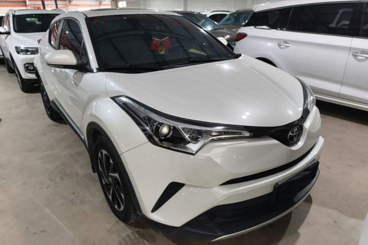 Used Toyota IZOA 2020 2.0L Yi Xiang CARE Exterior 1