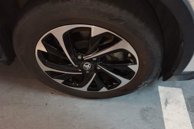 Used Toyota IZOA 2020 2.0L Enjoy Edition Exterior 1