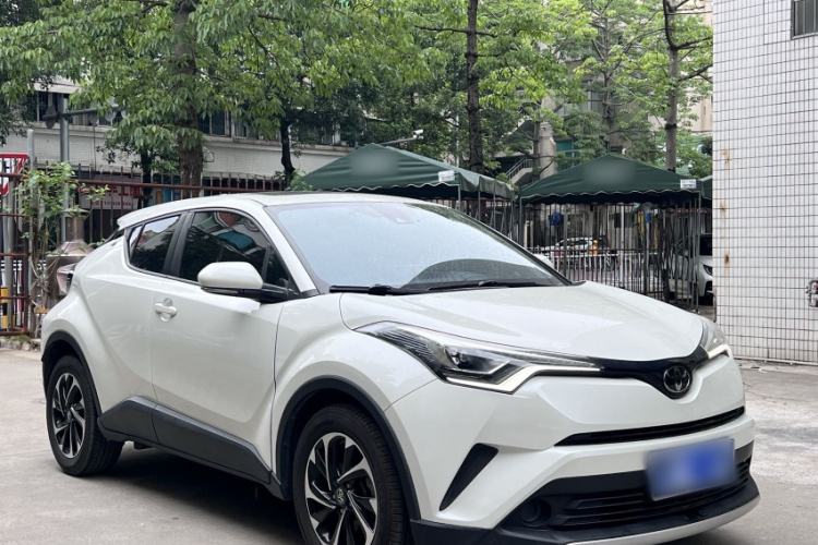 Used Toyota IZOA 2020 2.0L Yichi Version Exterior 2