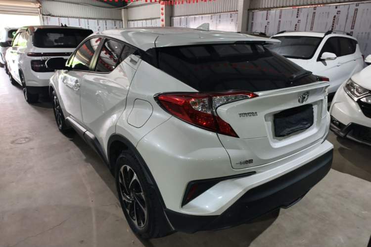 Used Toyota IZOA 2020 2.0L Yi Xiang CARE Exterior 2
