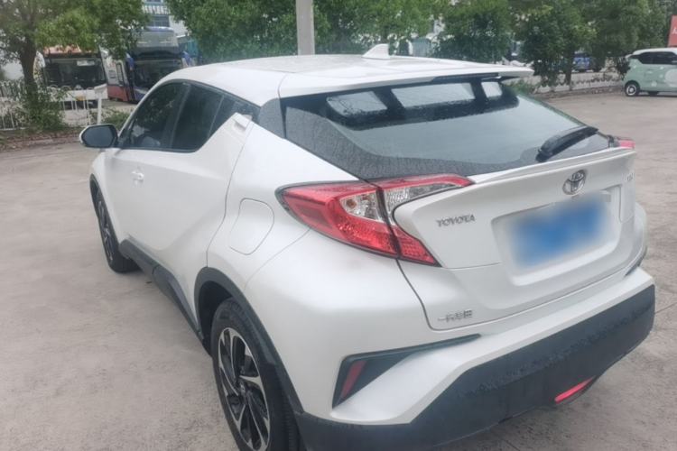 Used Toyota IZOA 2020 2.0L Enjoy Edition Exterior 2