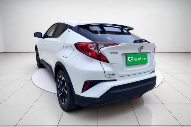 Used Toyota IZOA 2020 2.0L Enjoy Edition Exterior 3