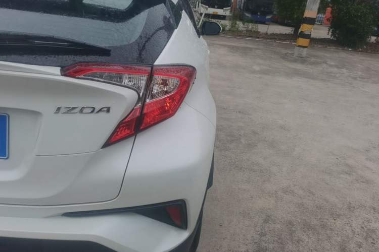 Used Toyota IZOA 2020 2.0L Enjoy Edition Exterior 3