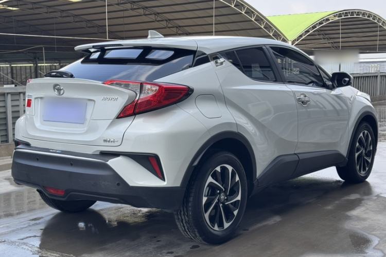 Used Toyota IZOA 2020 2.0L Enjoy Edition Exterior 4