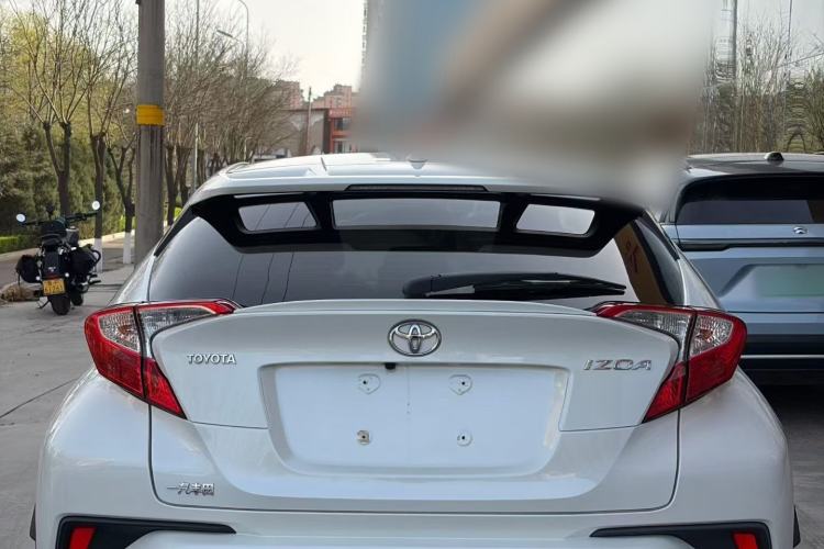 Used Toyota IZOA 2020 2.0L Enjoy Edition Exterior 4