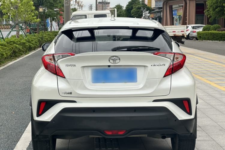 Used Toyota IZOA 2020 2.0L Enjoy Edition Exterior 4