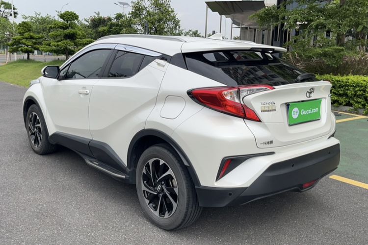 Used Toyota IZOA 2020 2.0L Enjoy Edition Exterior 5