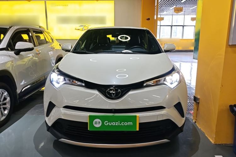 Used Toyota IZOA 2020 2.0L Enjoy Edition Front