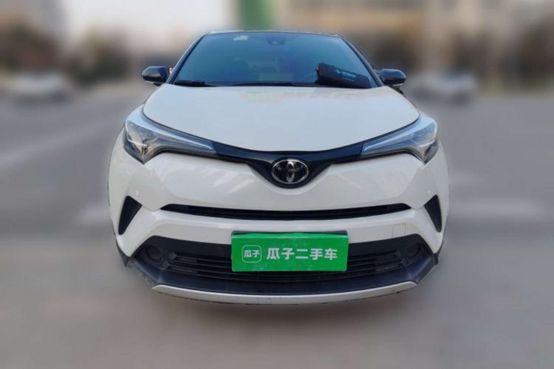Used Toyota IZOA 2020 2.0L Yichi Version Front