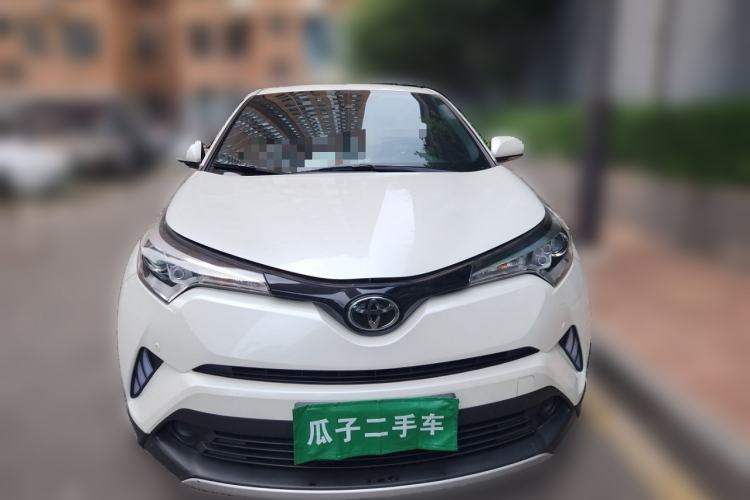 Used Toyota IZOA 2020 2.0L Yi Xiang CARE Front