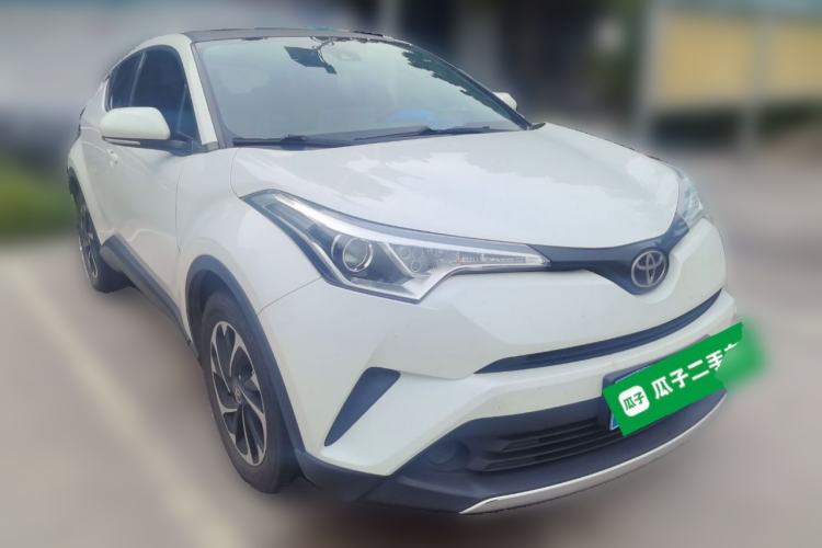 Used Toyota IZOA 2020 2.0L Enjoy Edition Front Right 45 Deg