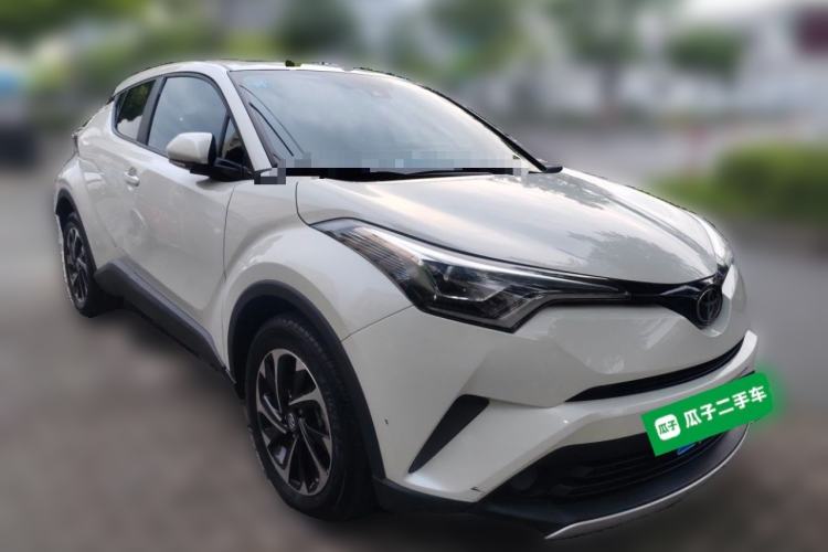 Used Toyota IZOA 2020 2.0L Yichi Version Front Right 45 Deg