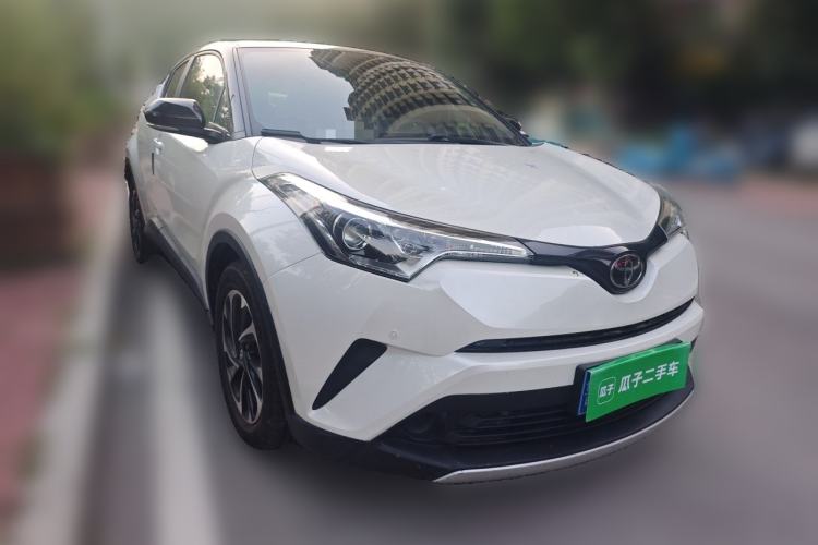 Used Toyota IZOA 2020 2.0L Yi Xiang CARE Front Right 45 Deg